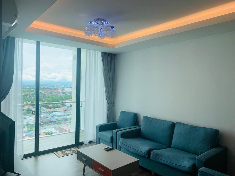 Rohani Jazz Suites 4 @ Vivacity Megamall Kuching Exterior photo